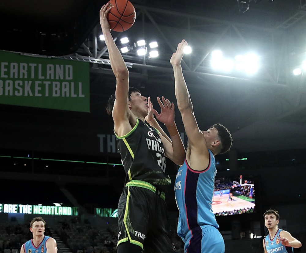 九游会互动娱乐-关于亚特兰大训练开放日，赛后战术微调引欢呼，全明星赛在即，训练强度明显提升的信息