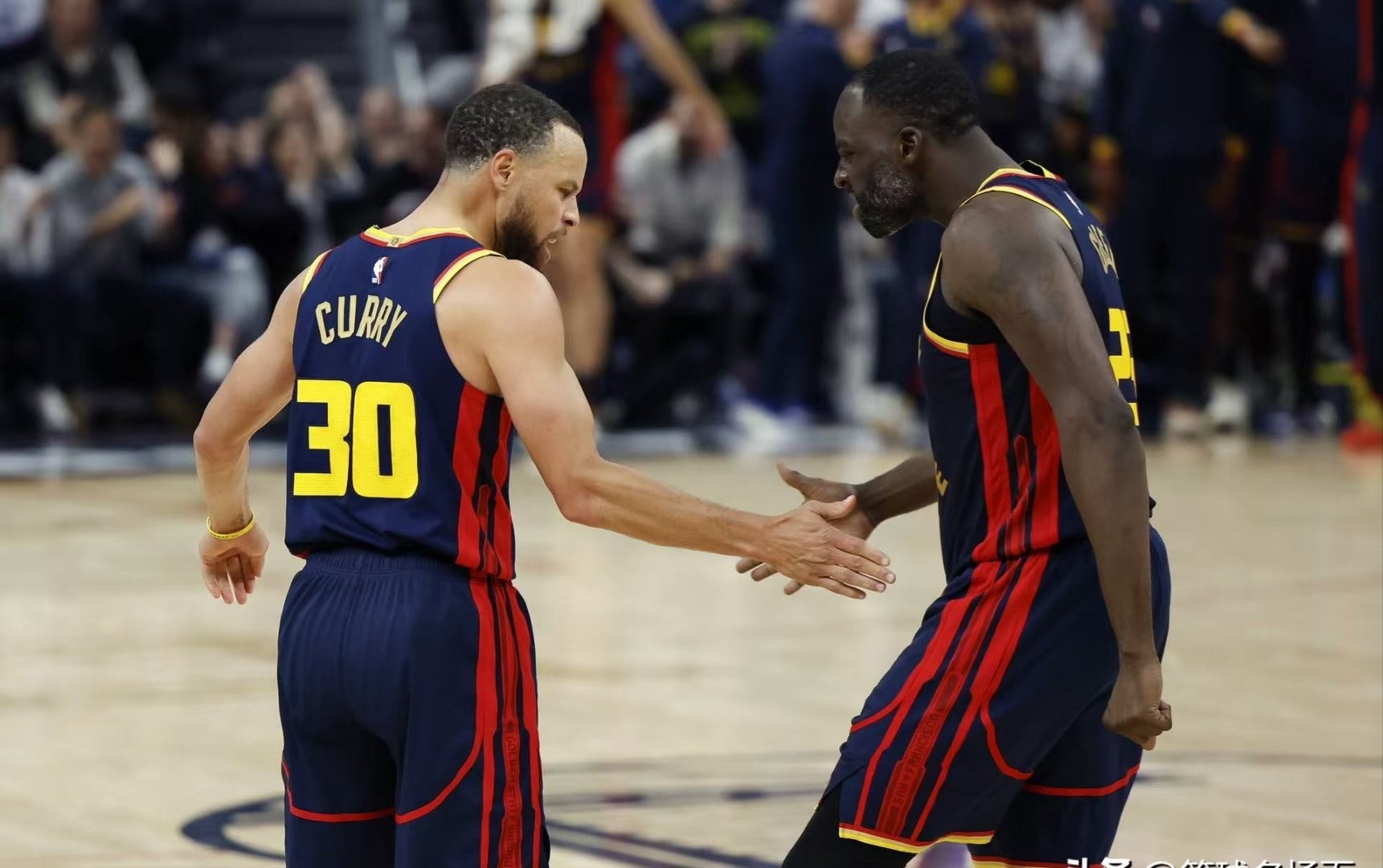 九游会娱乐平台-奥兰多魔术迎NBA季后赛关键赛，窗口期外线爆发，球迷炸锅，资深球员宣示担当的简单介绍